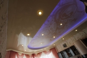 многоуровневый потолок с подсветкой